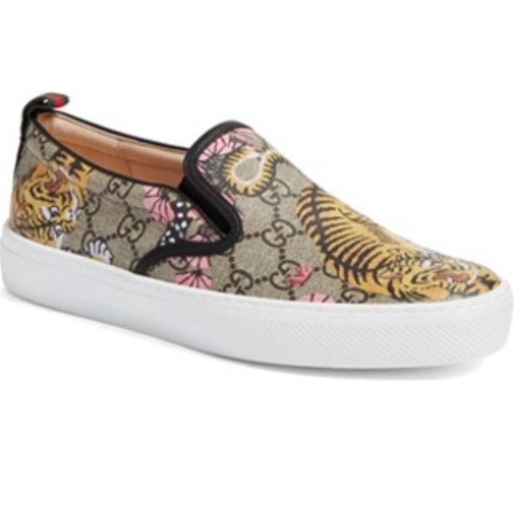 Gucci supreme bengal print slip-on sneakers